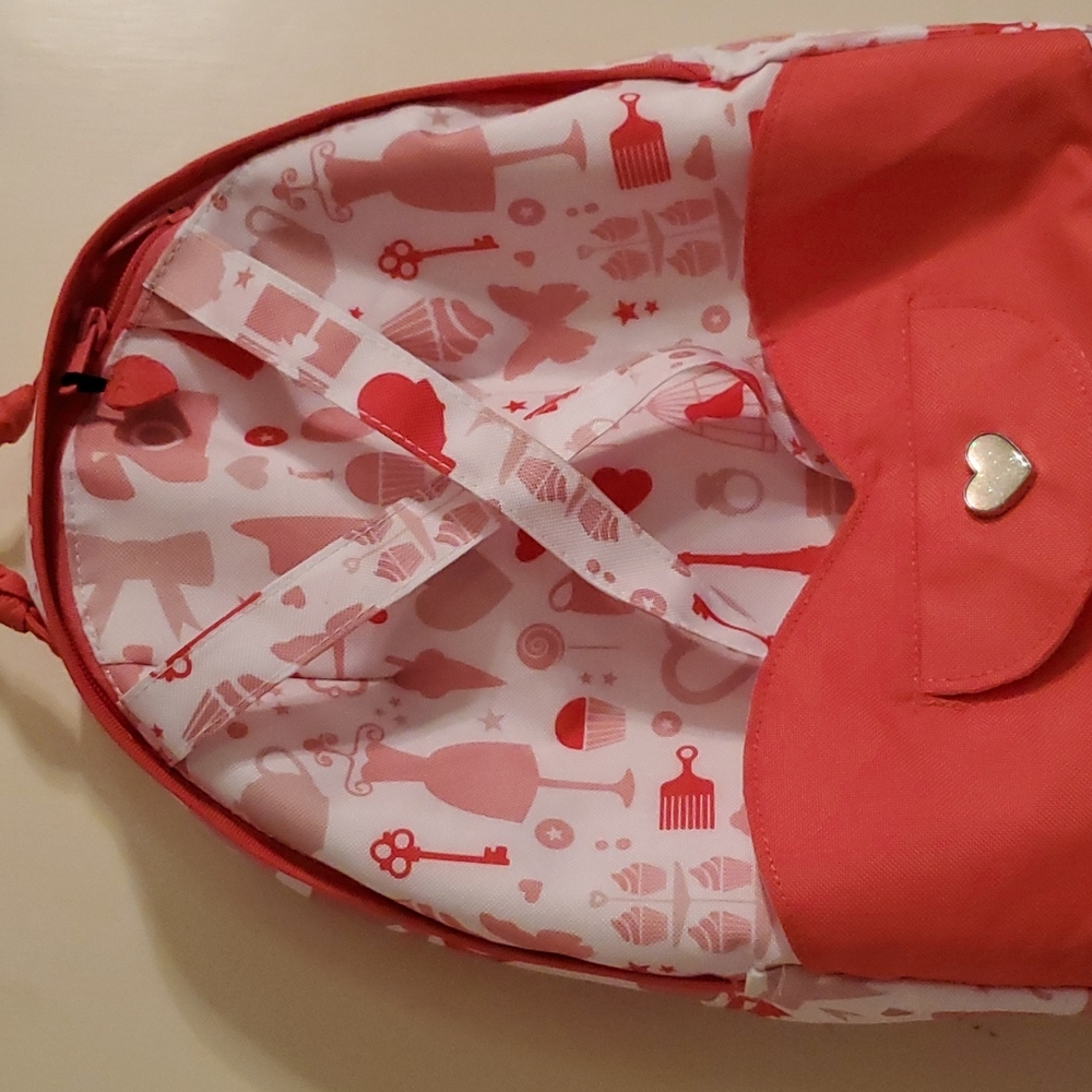 Back pack - Picture 2 of 5